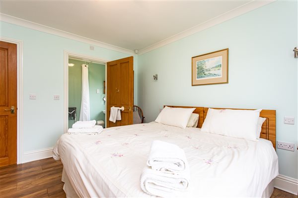 Copper cottage bedroom